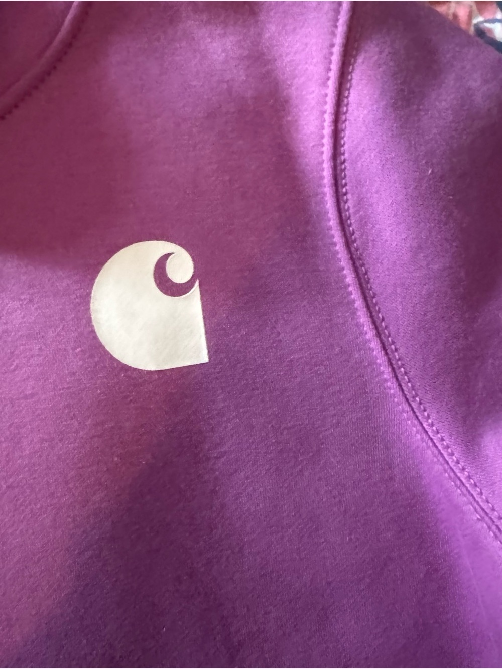 NWT medium Women's Carhartt Graphic Sleeve Pullover Sweatshirt - Picture 2 of 4